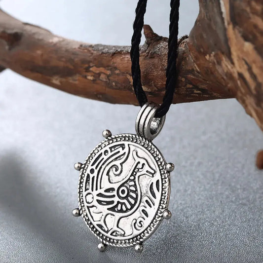 CHENGXUN Men Slavic Norse Viking Pendant Tiny Circle Round Bird Necklace Vintage Animal Pagan Jewelery for Best Friend