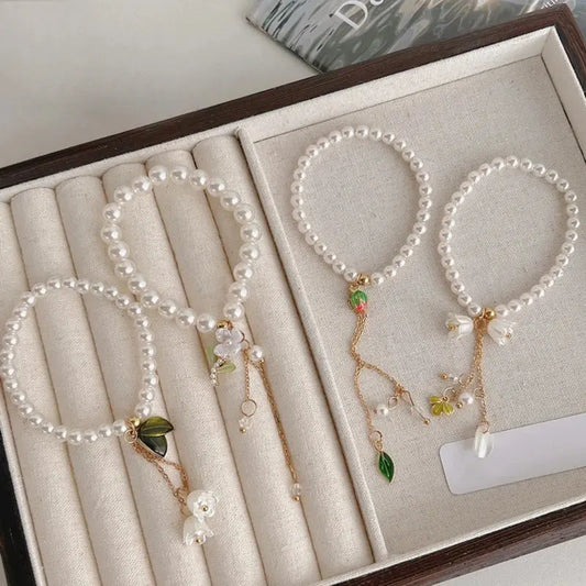 New Unique Design Elegant Exquisite Simple Imitation Pearl Elastic Pendant Bracelet Ladies Fashion Jewelery Party Gift